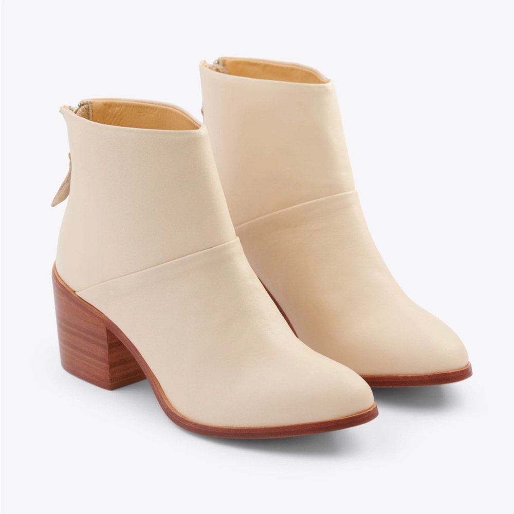 Nisolo Dari Boot-Bone